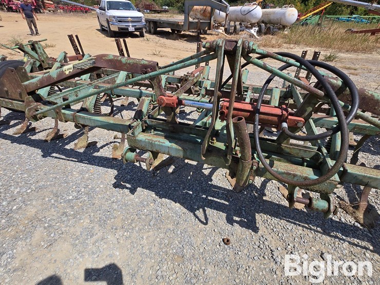 john-deere-1100-image-13
