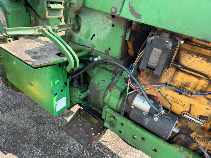 john-deere-2510-image-13