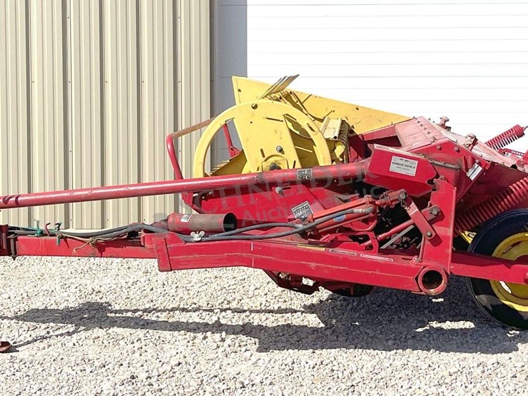new-holland-472-image-4