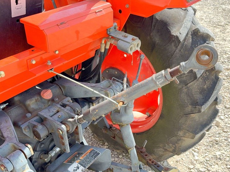 kubota-m4700-image-25