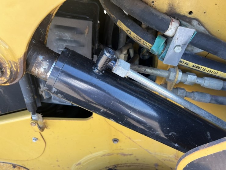 2012-caterpillar-272d-image-20