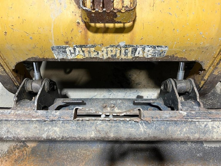 caterpillar-246c-image-29