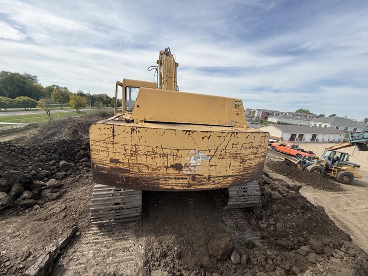 deere-790d-image-4