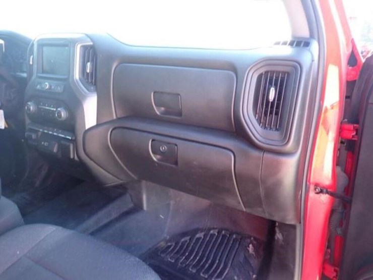 2022-chevrolet-silverado-2500-image-37