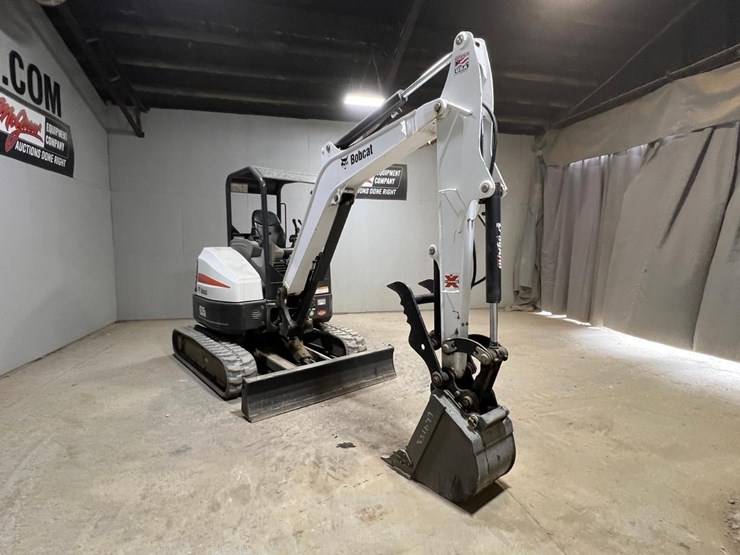 2015-bobcat-e35i-image-7