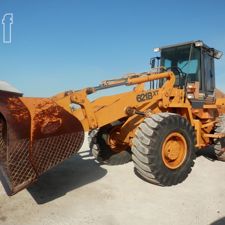 CASE 621B XT