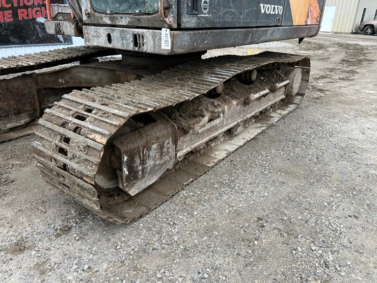 2016-volvo-ec160-image-12