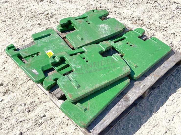 john-deere-110-image-1