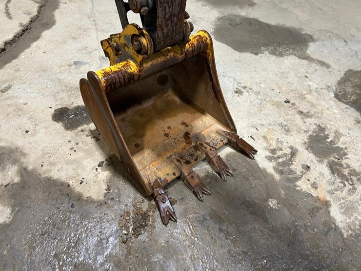 deere-35d-image-11
