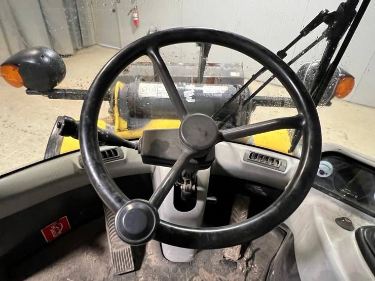 new-holland-w50tc-image-26