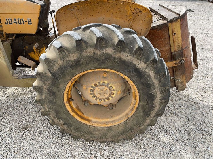 john-deere-401-image-27