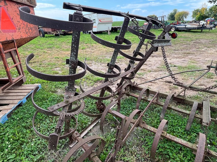 john-deere-16-image-6