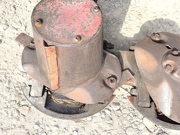 new-holland-617-image-17