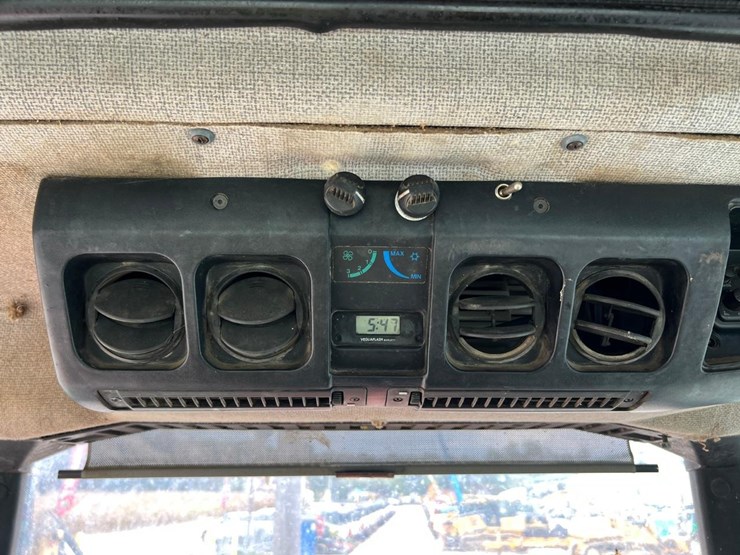 agco-allis-8610-image-37