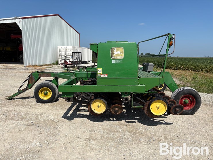 john-deere-750-image-8