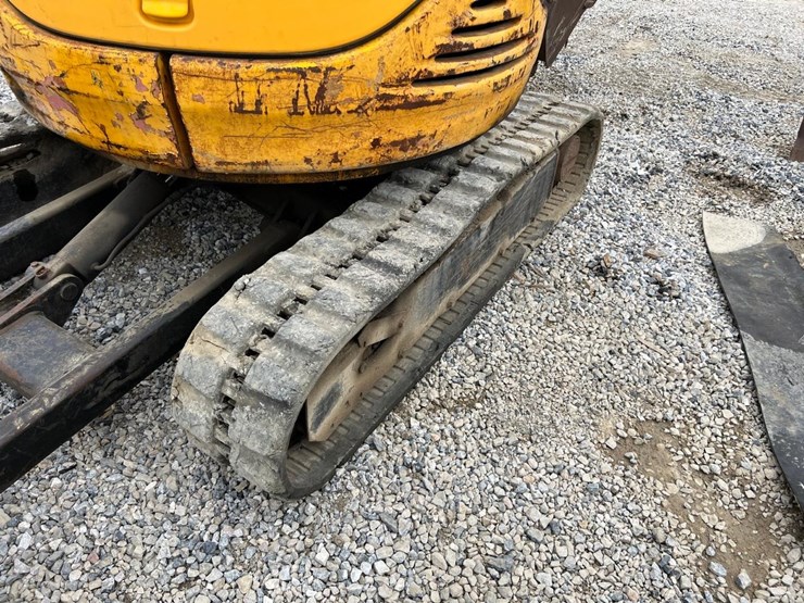 jcb-8032-image-19