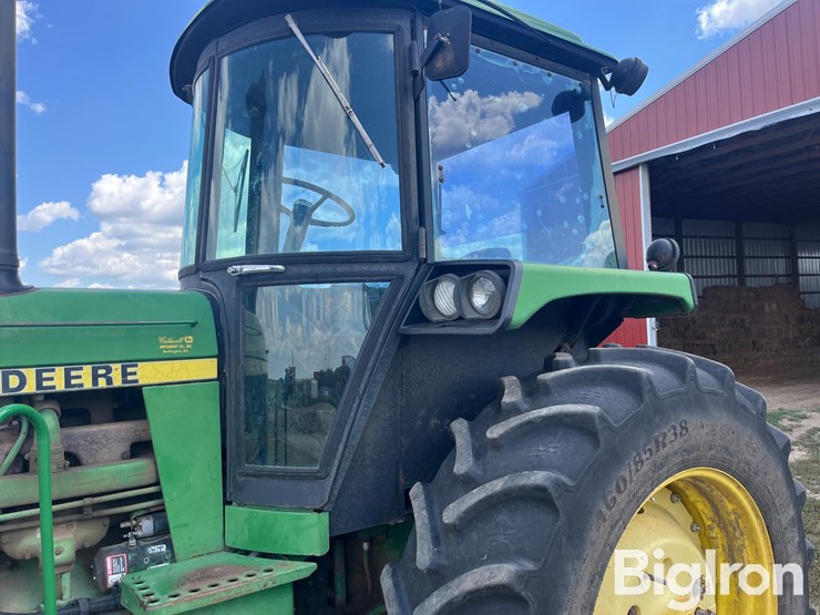 1983-john-deere-4450-image-15