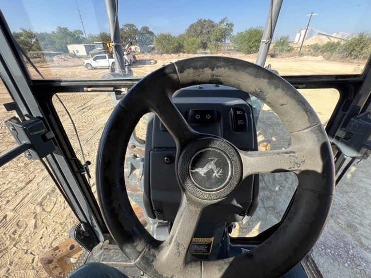 2011-deere-772gp-image-64