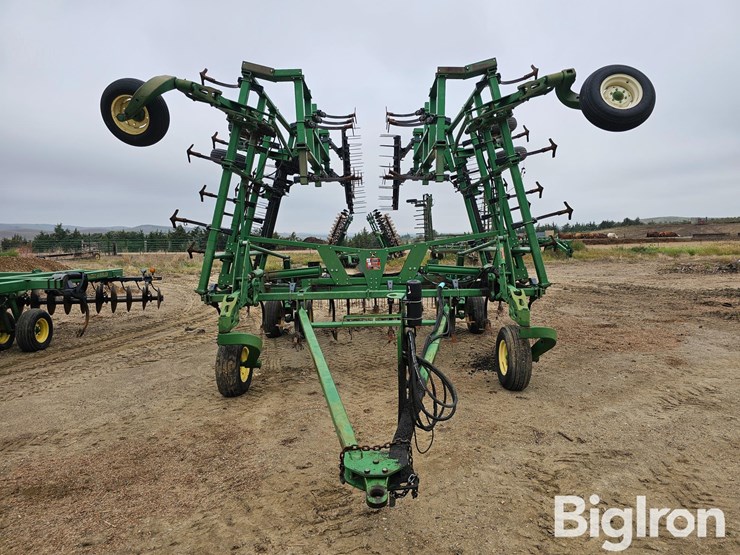 john-deere-2200-image-2