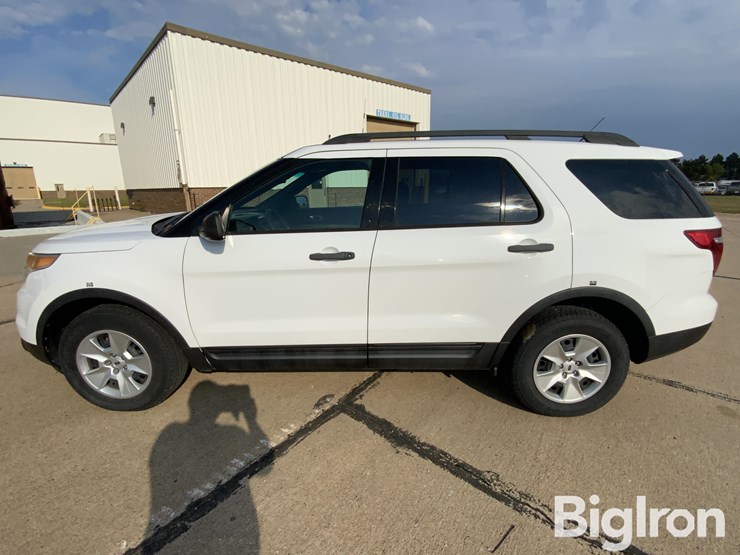 2014-ford-explorer-image-8