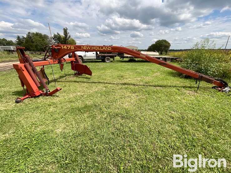 new-holland-1475-image-4