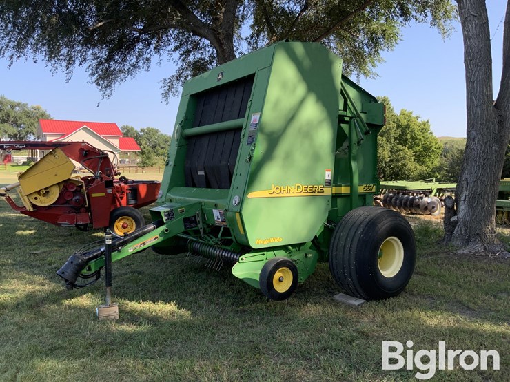 2006-john-deere-567-image-1