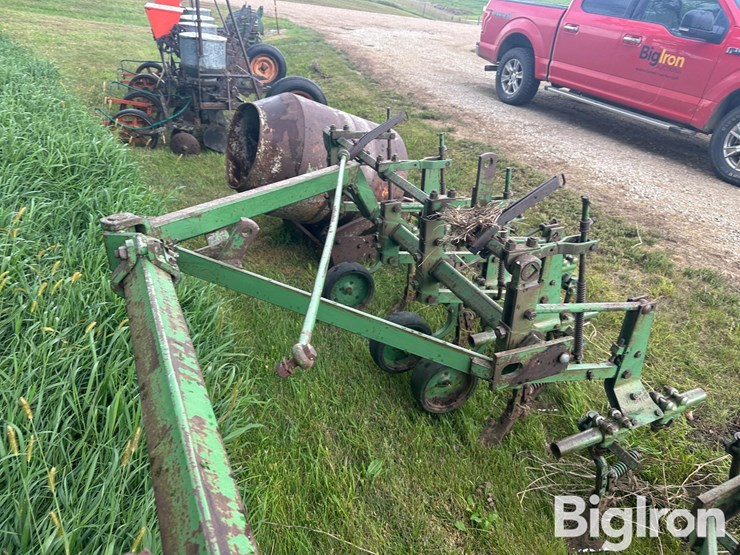 john-deere-36-image-16