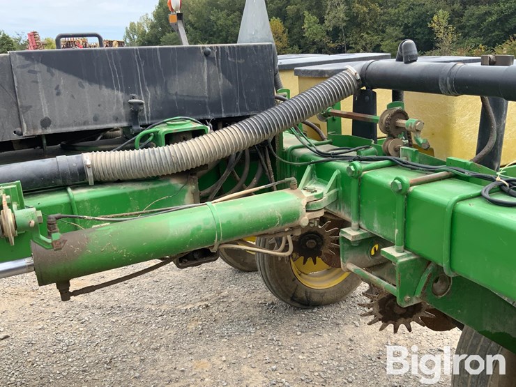 john-deere-7200-image-20