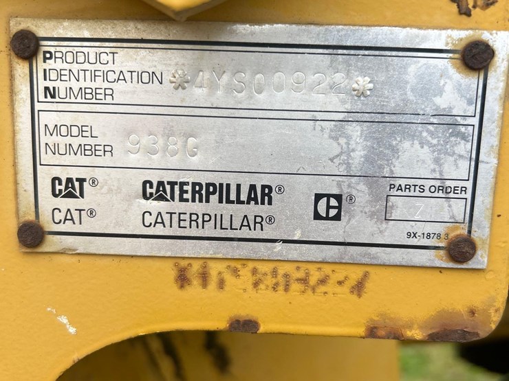 caterpillar-938g-image-24