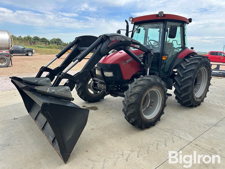 case-ih-farmall-95-image-1