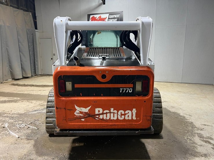 2015-bobcat-t770-image-4
