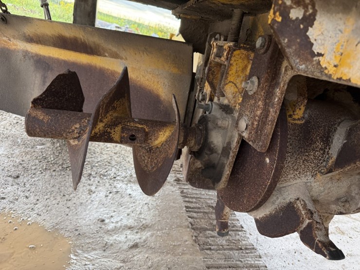 #1415-•-gomaco-gt3600-curb-machine-image-93