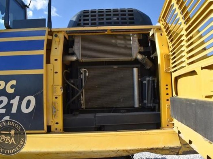 2014-komatsu-pc210-10-image-43