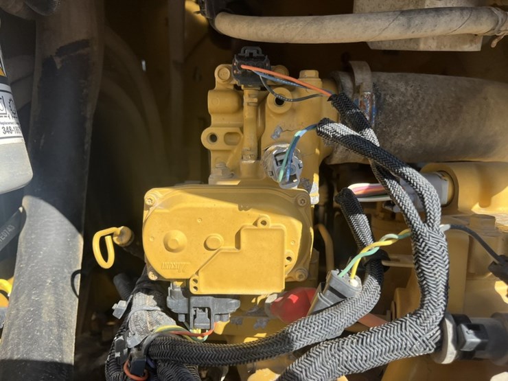 2012-caterpillar-272d-image-38