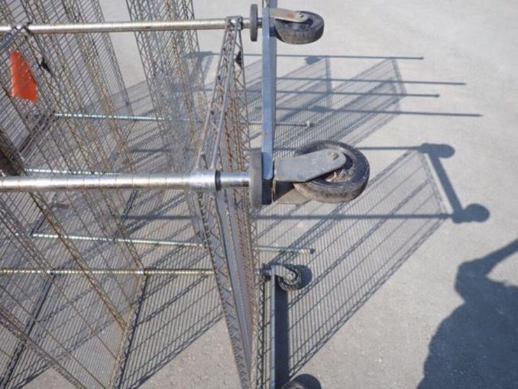 qty-of-(3)-metal-racks-image-13