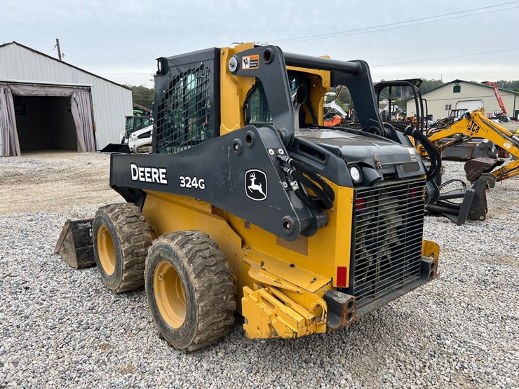 2020-deere-324g-image-3
