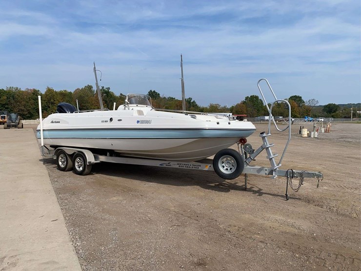 2018-hurricane-cc231-boat-image-3