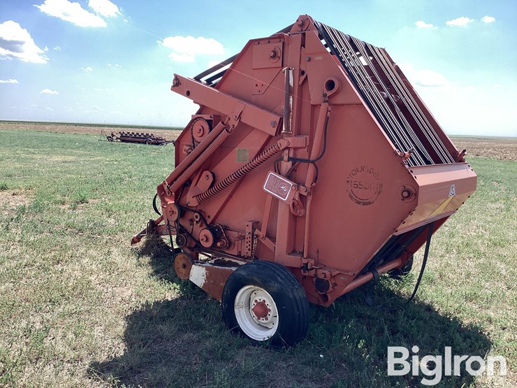 1981-hesston-5500-image-8