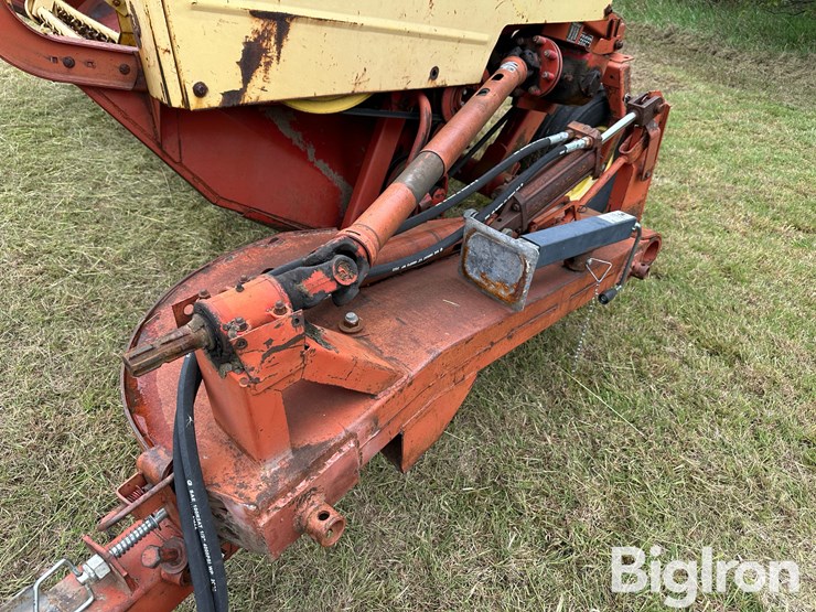 1980-new-holland-495-image-11