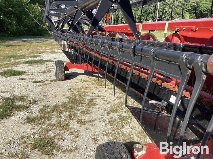 2005-case-ih-1020-image-11