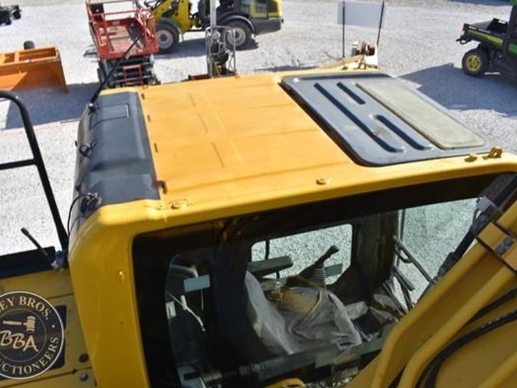 2014-komatsu-pc210-10-image-58