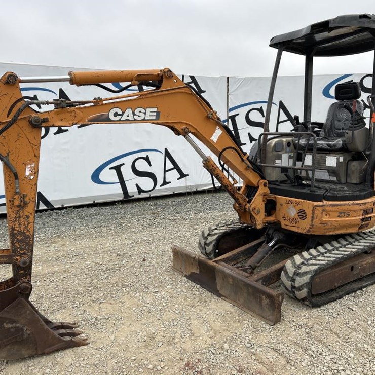 CASE CX27B