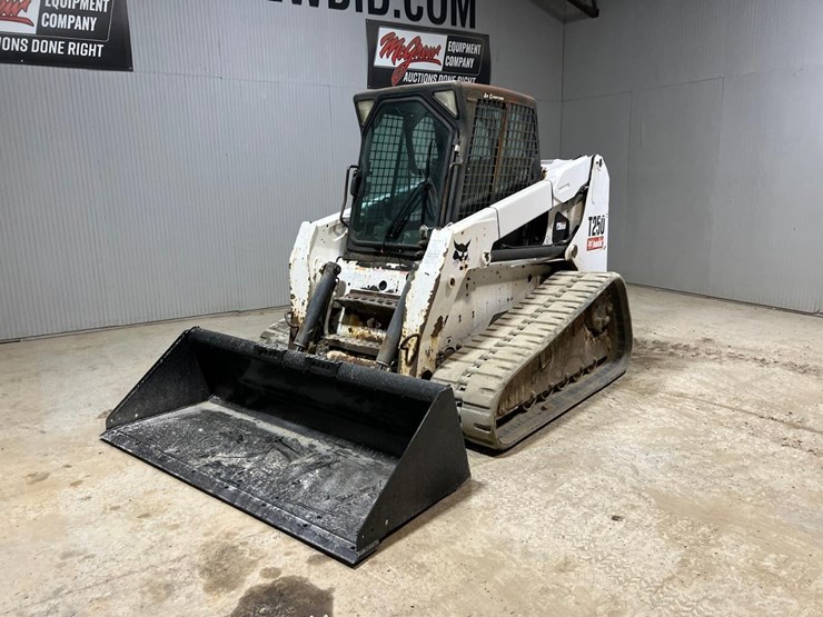 2006-bobcat-t250-image-2