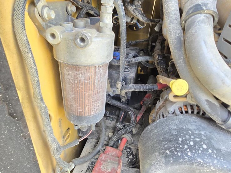 caterpillar-279d-image-33