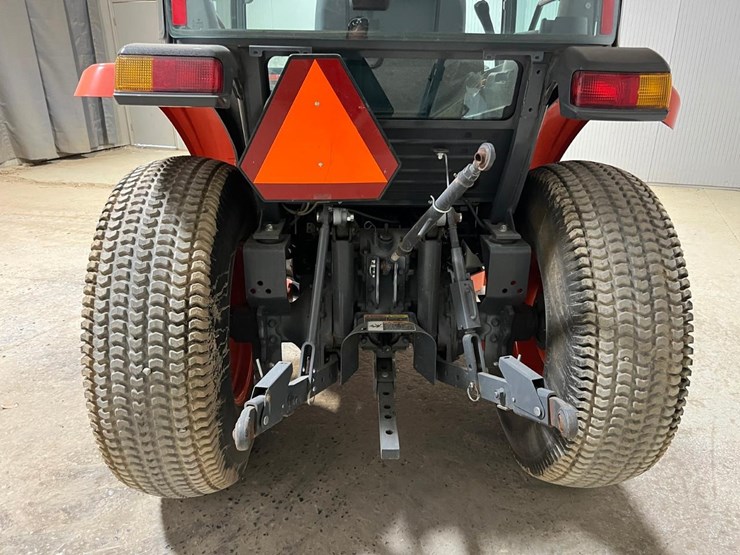 2021-kubota-la805-image-14