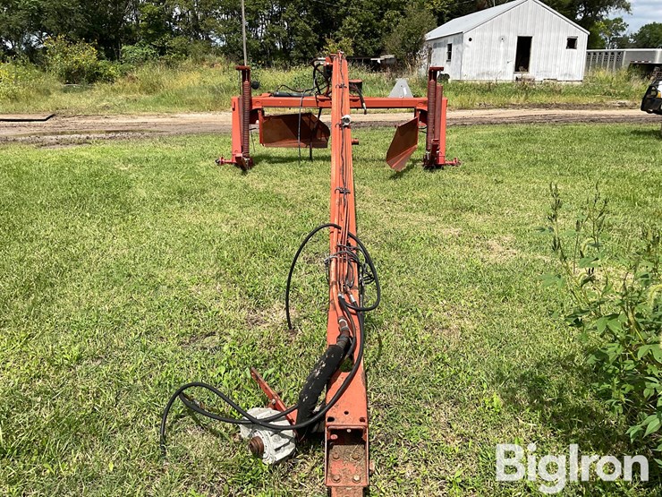 new-holland-1475-image-2