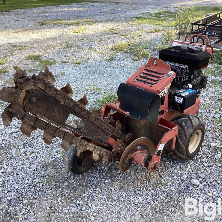 2012 DITCH WITCH RT16