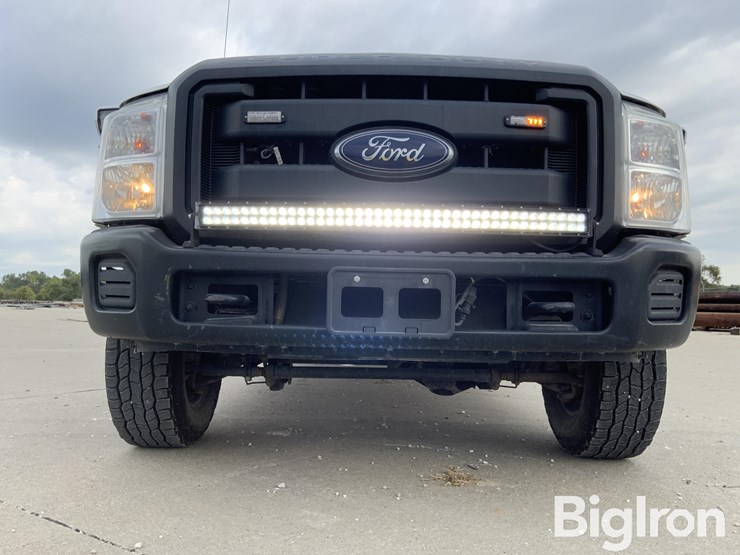 2015-ford-f250-xl-image-9