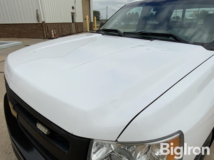 2012-chevrolet-silverado-1500-image-13