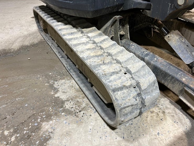 2016-bobcat-e42-image-23